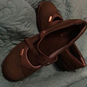 Crocs Two Strap Mary Janes Size 8